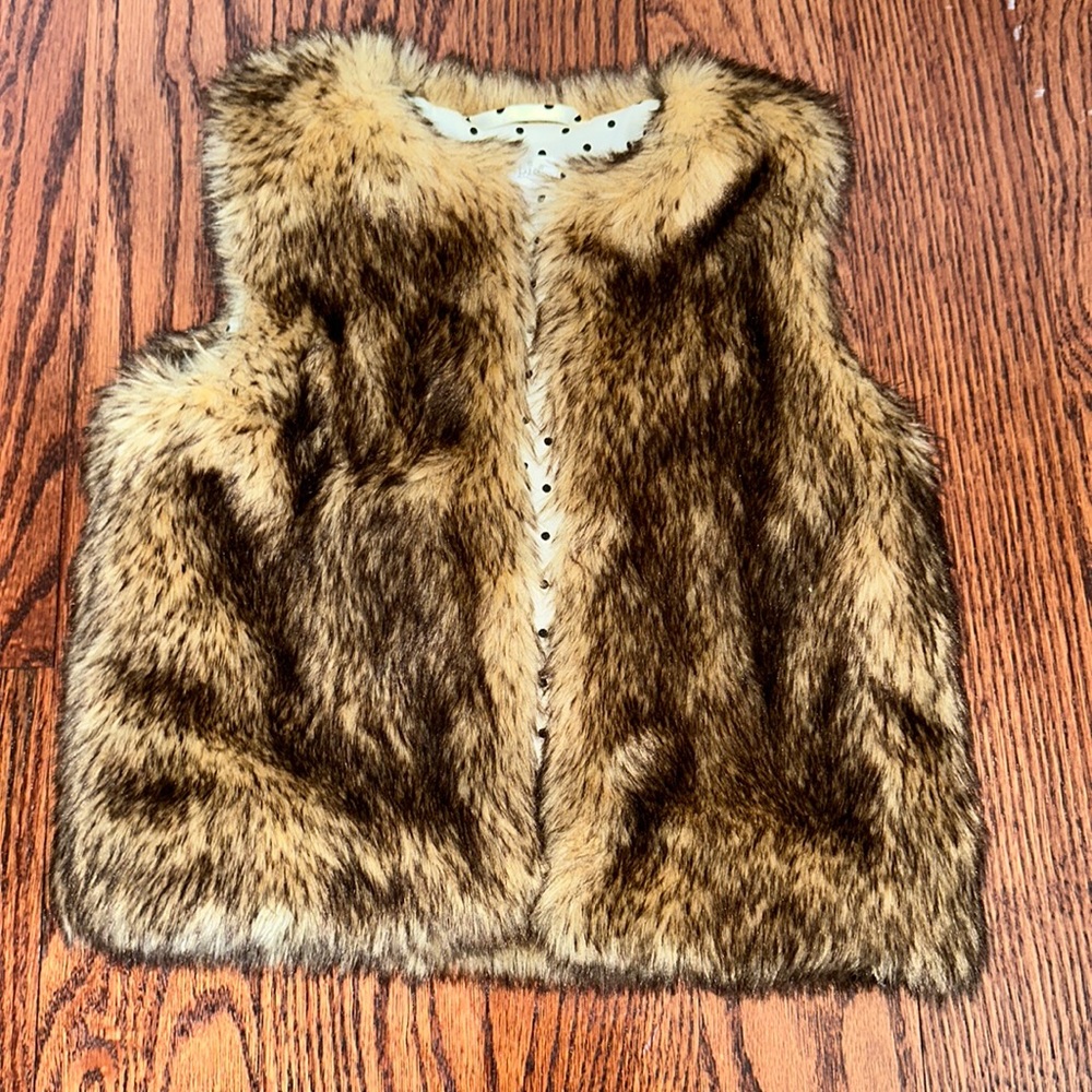Mud Pie faux fur vest- size 2T- 3T